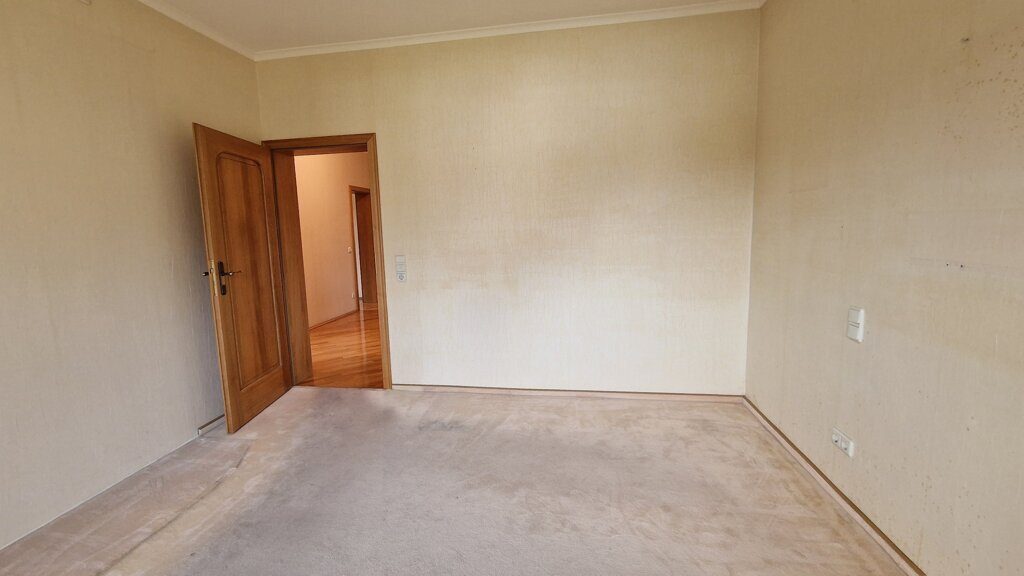 Immobilienangebot - Aachen - Wohnen - Der Blick ins Grüne!
Bezugsfreie 3 Zimmerwohnung mit großem Balkon und PKW Stellplatz
