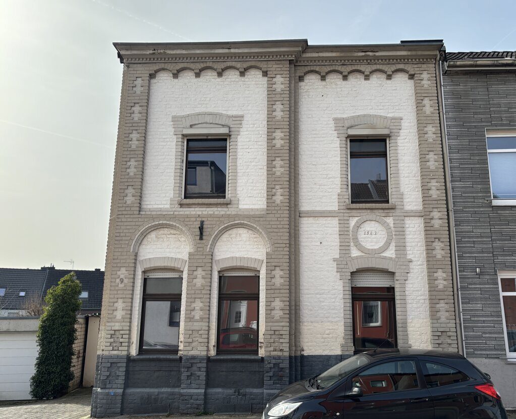 Immobilienangebot - Würselen - Wohnen - Modernisierungsbedürftiges Einfamilienhaus mit Garage und Sonnengrundstück im Herzen von Bardenberg