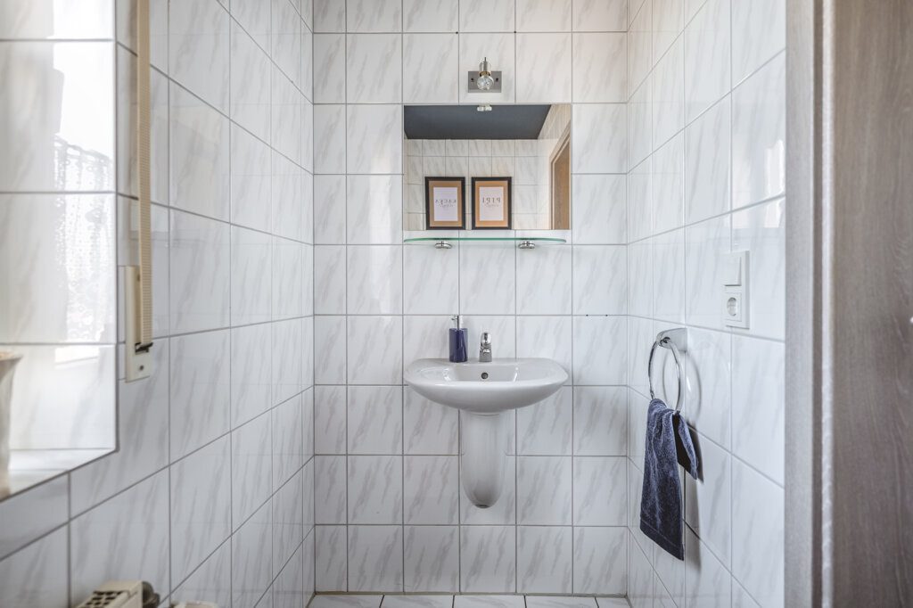 Immobilienangebot - Langerwehe - Wohnen - Charmantes Einfamilienhaus für die Familie
mit sonnigem Garten und Doppelgarage in ruhiger Lage