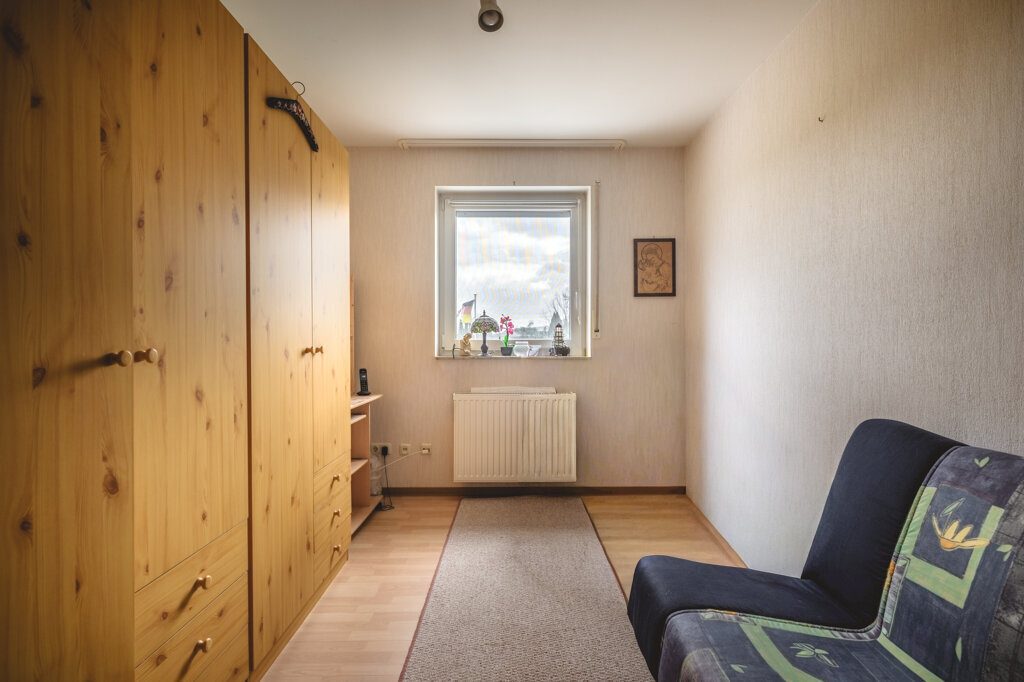 Immobilienangebot - Titz Ameln - Wohnen - Titz -Ameln!
Doppelhaushälfte mit Platz für die ganze Familie