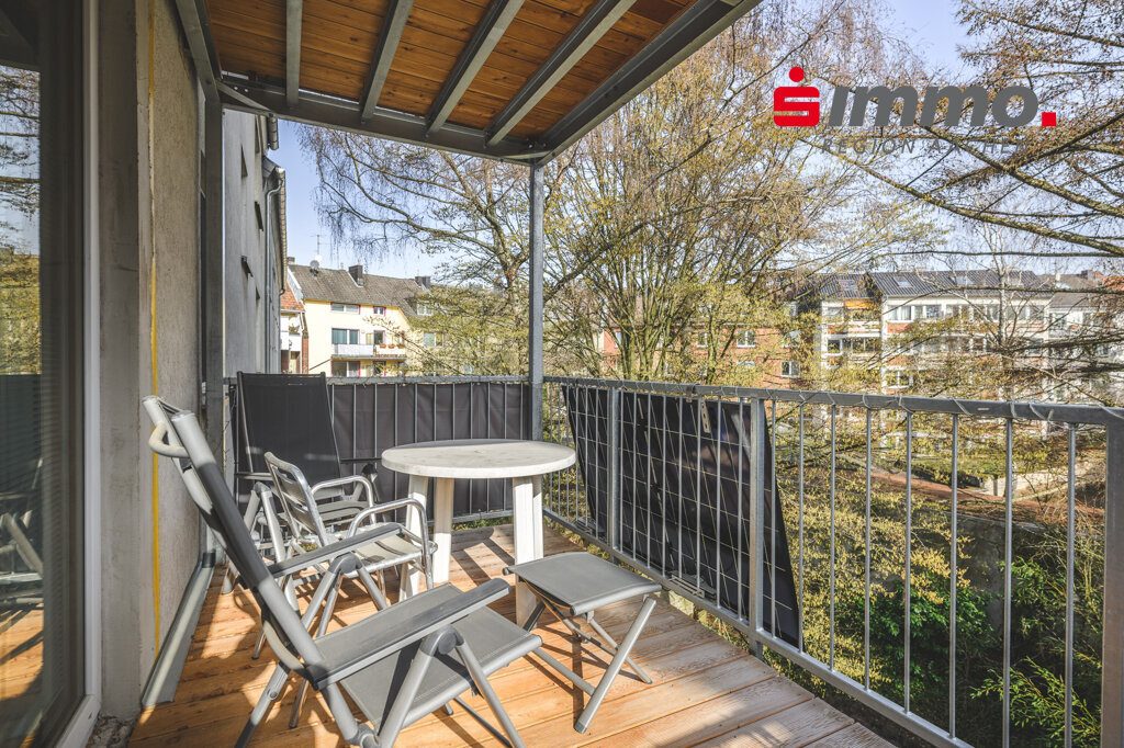 Immobilienangebot - Aachen - Renditehäuser - Gut geschnittene 3-Zimmer-Wohnung mit 2 Balkonen in ruhiger Wohnlage im Herzen von Aachen