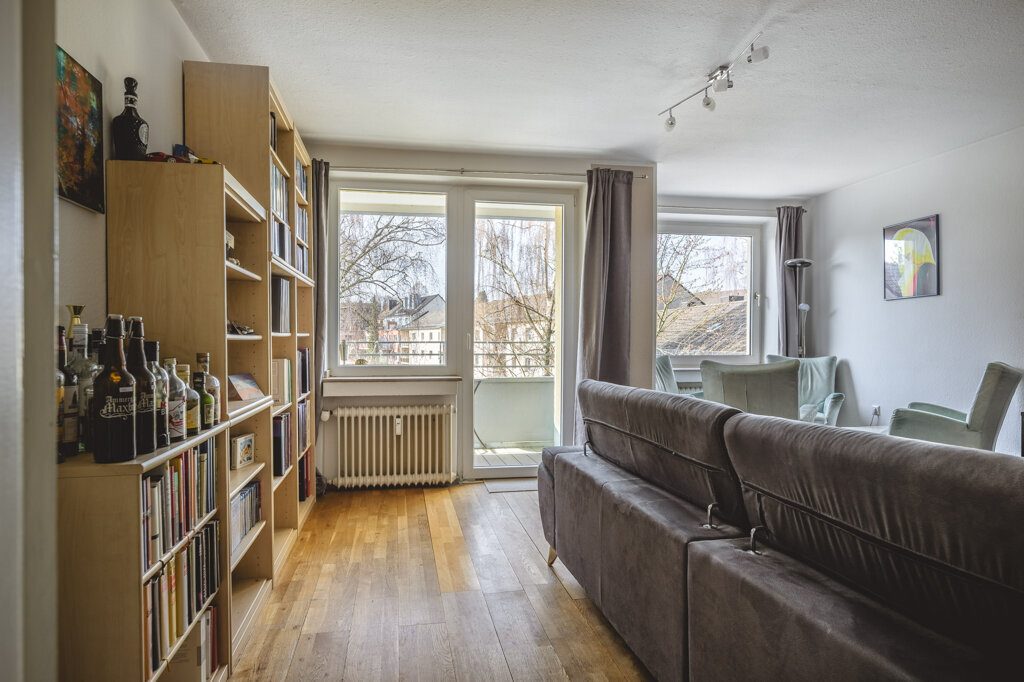 Immobilienangebot - Aachen - Renditehäuser - Gut geschnittene 3-Zimmer-Wohnung mit 2 Balkonen in ruhiger Wohnlage im Herzen von Aachen