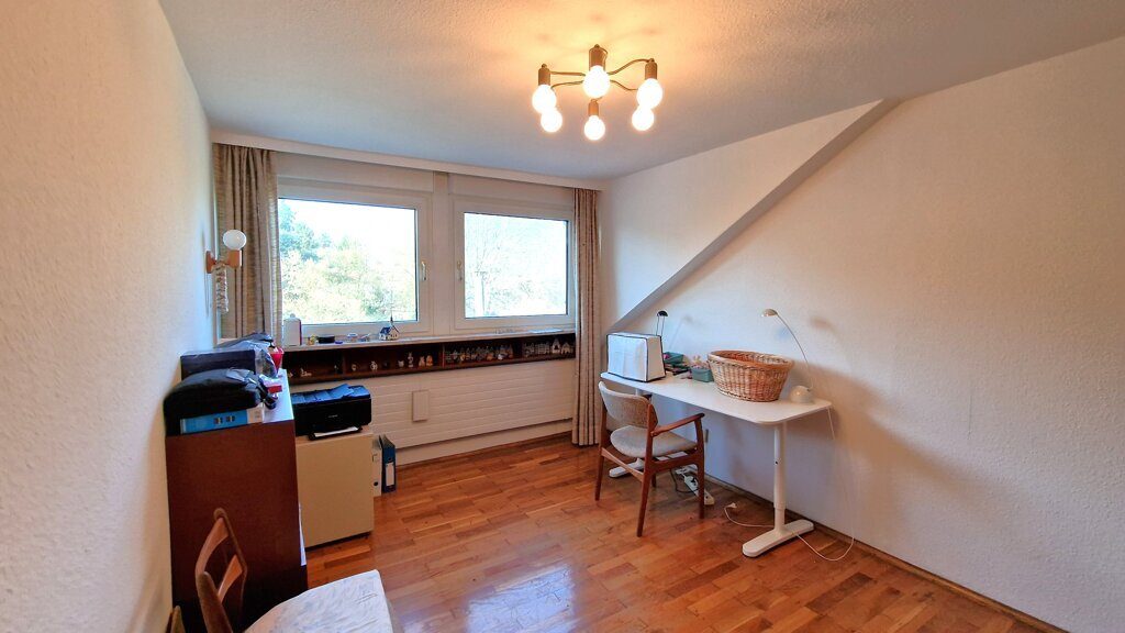 Immobilienangebot - Würselen - Wohnen - Zweifamilienhaus mit großem Grundstück 
in ruhiger Lage von Scherberg