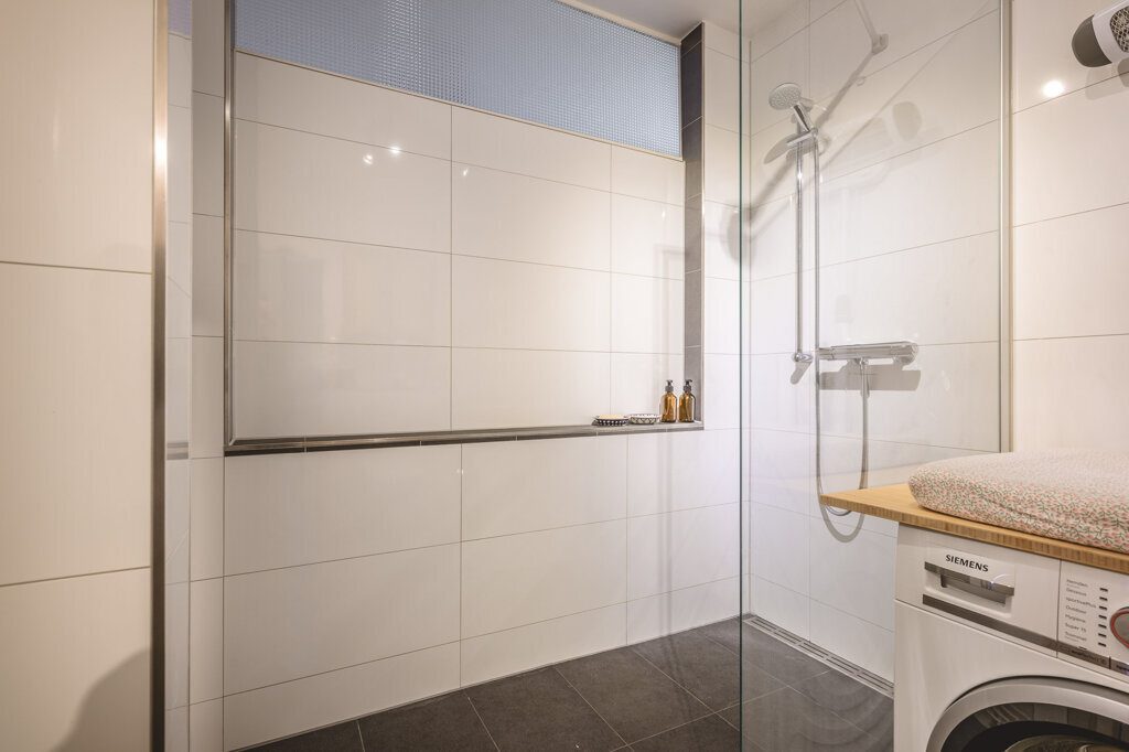 Immobilienangebot - Aachen - Wohnen - Sanierte und bezugsfreie Eigentumswohnung mit TG-Stellplatz zwischen Klinikum und Steppenberg
