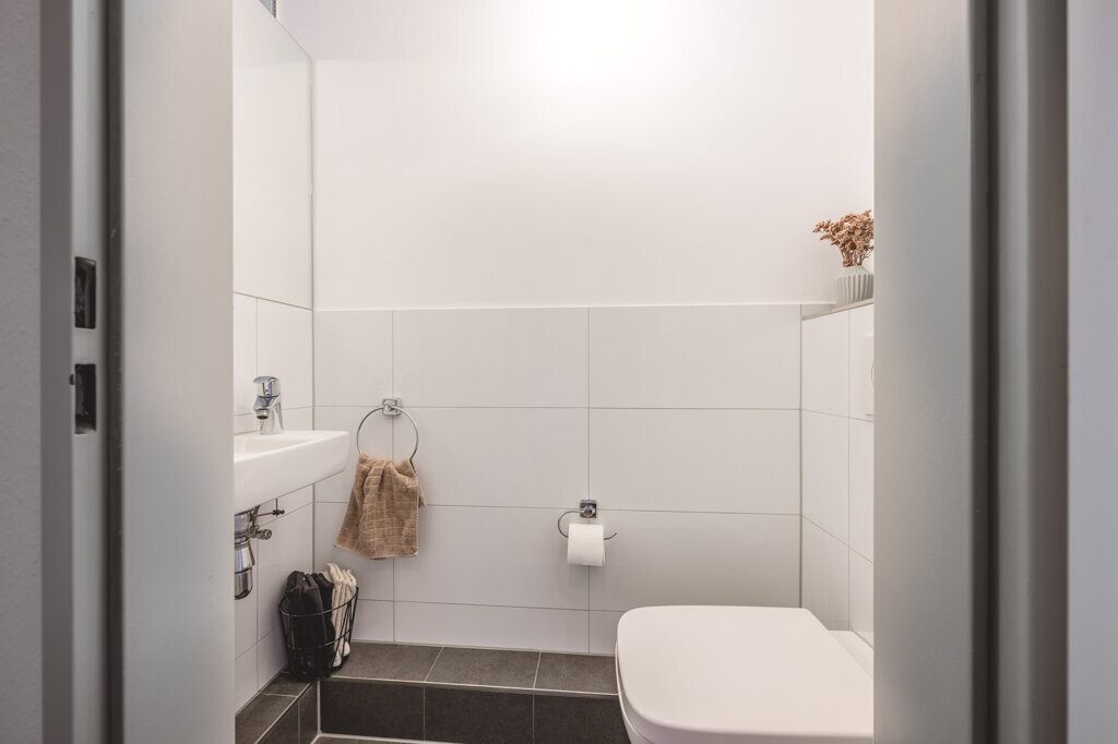 Immobilienangebot - Aachen - Wohnen - Sanierte und bezugsfreie Eigentumswohnung mit TG-Stellplatz zwischen Klinikum und Steppenberg