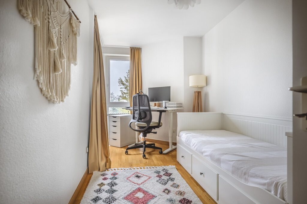 Immobilienangebot - Aachen - Wohnen - Sanierte und bezugsfreie Eigentumswohnung mit TG-Stellplatz zwischen Klinikum und Steppenberg