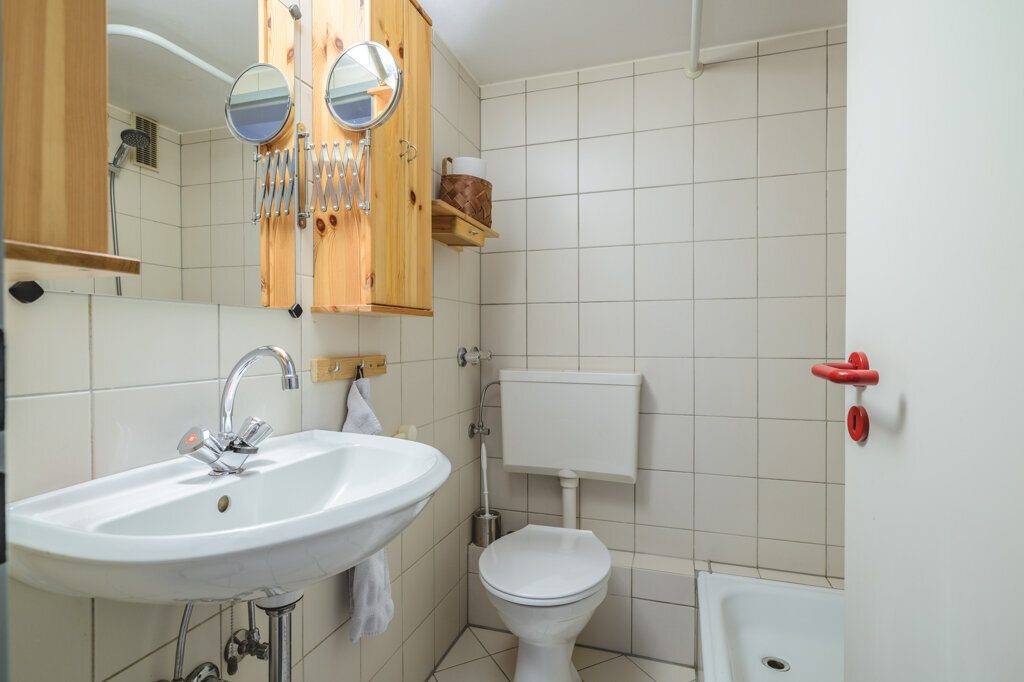 Immobilienangebot - Herzogenrath - Wohnen - Gepflegte Doppelhaushälfte in bevorzugter Wohnlage am Rande der Innenstadt