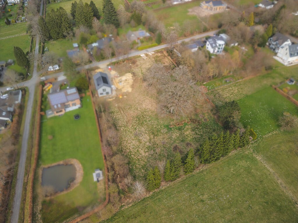 Immobilienangebot - Roetgen - Wohnen - Moderne Neubau-Doppelhaushälfte in ruhiger, aber verkehrsgünstiger Lage von Roetgen