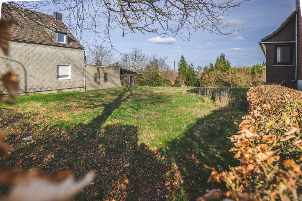 Frontansicht Immobilienangebot - Hürtgenwald - Grundstücke - Attraktives Baugrundstück mit großzügiger Fläche in Hürtgenwald – flexible Bebauung nach §34 BauGB