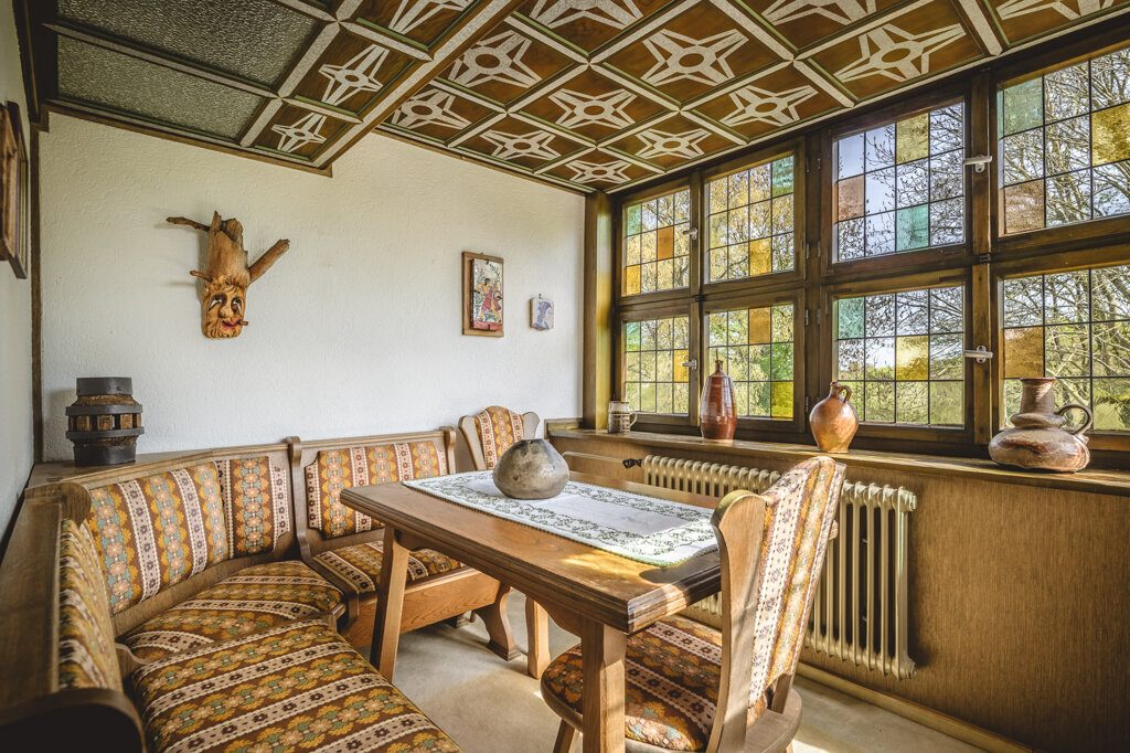 Immobilienangebot - Aachen - Wohnen - Bezugsfreies Einfamilienhaus in bester Lage von Burtscheid mit Garage -Siedlung in den Heimgärten-