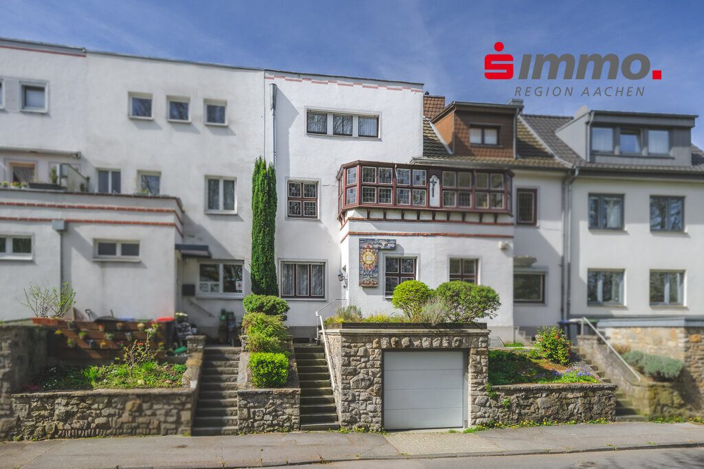 Immobilienangebot - Aachen - Wohnen - Bezugsfreies Einfamilienhaus in bester Lage von Burtscheid mit Garage -Siedlung in den Heimgärten-