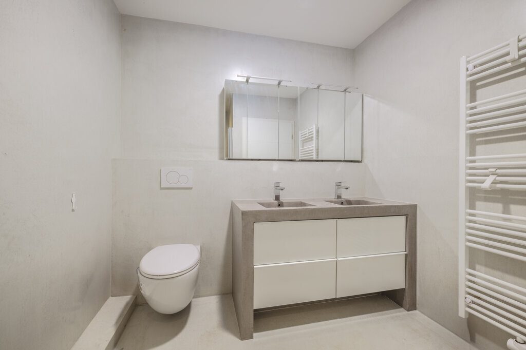 Immobilienangebot - Würselen - Wohnen - Im Herzen der Stadt!
Exklusives Einfamilienhaus mit modernen Designelementen und viel Wohnfläche