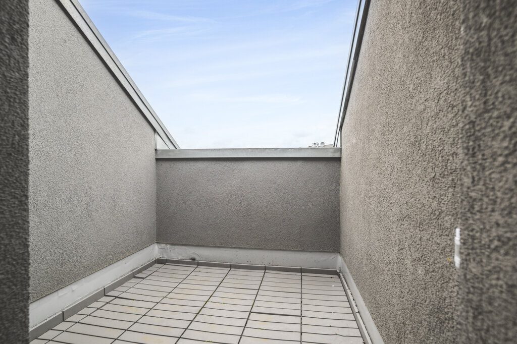 Immobilienangebot - Würselen - Wohnen - Im Herzen der Stadt!
Exklusives Einfamilienhaus mit modernen Designelementen und viel Wohnfläche