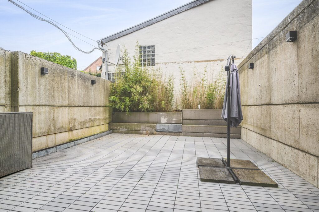 Immobilienangebot - Würselen - Wohnen - Im Herzen der Stadt!
Exklusives Einfamilienhaus mit modernen Designelementen und viel Wohnfläche
