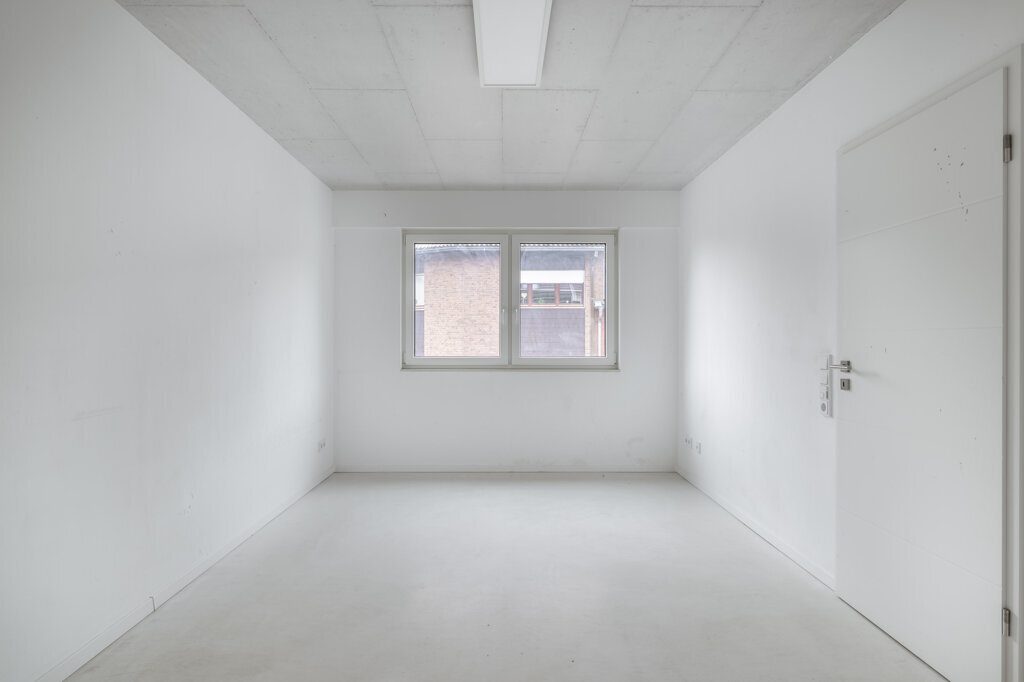 Immobilienangebot - Würselen - Wohnen - Im Herzen der Stadt!
Exklusives Einfamilienhaus mit modernen Designelementen und viel Wohnfläche