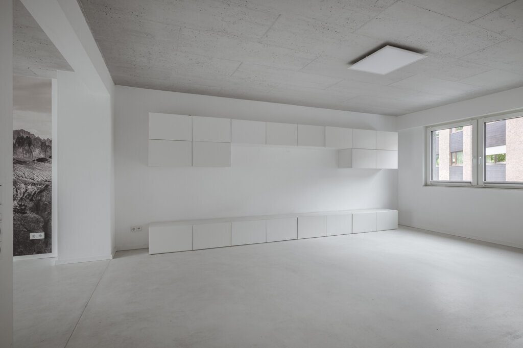 Immobilienangebot - Würselen - Wohnen - Im Herzen der Stadt!
Exklusives Einfamilienhaus mit modernen Designelementen und viel Wohnfläche