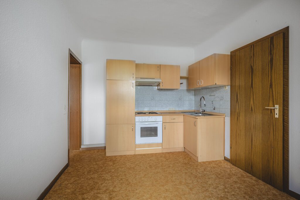 Immobilienangebot - Aachen - Renditehäuser - Großes, entwicklungsfähiges Wohn-/Geschäftshaus nebst freiem Grundstück und einer Werkstatt