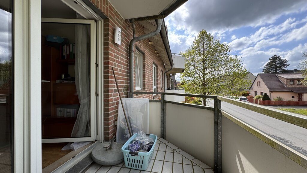Immobilienangebot - Aachen - Wohnen - Langjährig vermietete 2-Zimmer-Wohnung
mit Balkon und Tiefgaragenstellplatz in sehr ruhiger Lage