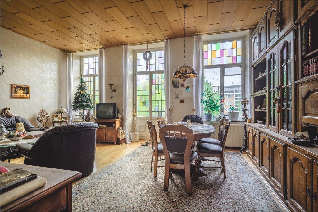 Immobilienangebot - Aachen - Renditehäuser - Drei­fenster­haus als Denkmal im inneren Grabenring, in 300 Meter Entfernung zum Dom