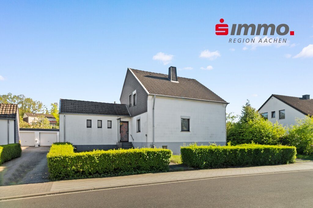 Immobilienangebot - Stolberg (Rheinland) - Wohnen - Frei stehendes, modernisierungsbedürftiges EFH mit Garage und außergewöhnlich großem Grundstück