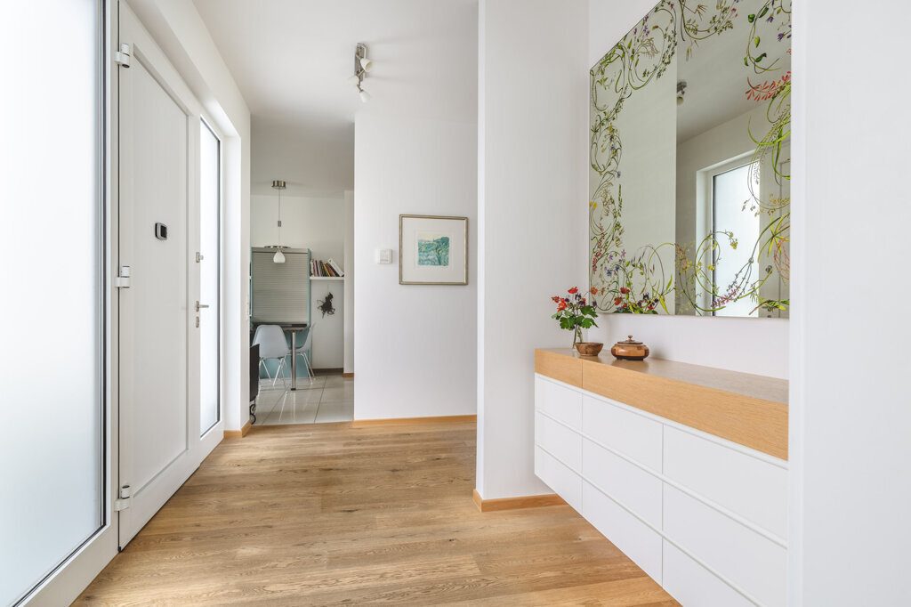 Immobilienangebot - Würselen - Wohnen - Neuwertiger Bungalow mit 2 Garagen und Traumgarten in ruhiger Stichstraße