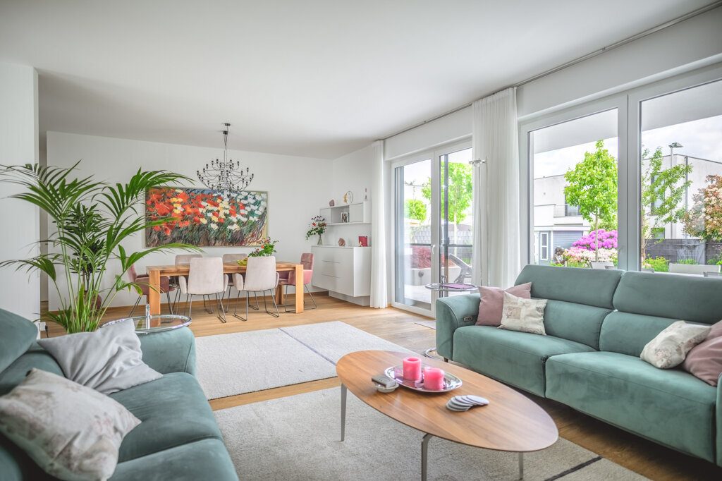 Immobilienangebot - Würselen - Wohnen - Neuwertiger Bungalow mit 2 Garagen und Traumgarten in ruhiger Stichstraße