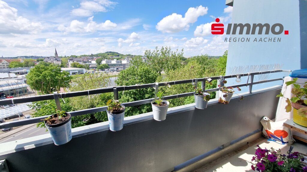 Immobilienangebot - Aachen - Wohnen - Mit Blick auf Dom und Lousberg!
Solide vermietete, gepflegte 2-Zimmerwohnung mit Balkon