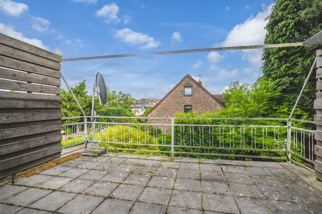 Immobilienangebot - Aachen - Wohnen - Gepflegtes Einfamilienhaus mit sonnigem Garten
und Garage in sehr beliebter und ruhiger Lage