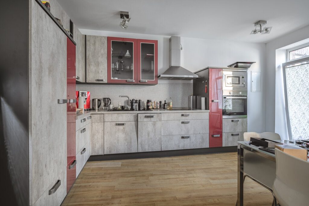 Immobilienangebot - Stolberg - Wohnen - Generationenwohnen! Liebevoll saniertes Vierfamilienhaus mit 2 freien Wohneinheiten zur Eigennutzung