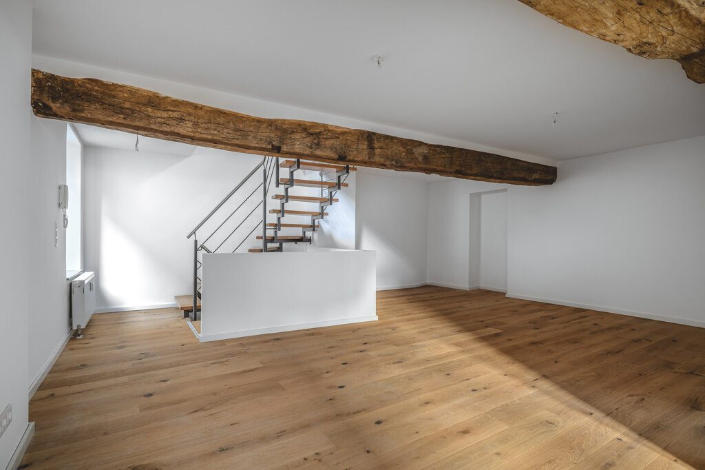 Immobilienangebot - Stolberg - Wohnen - Generationenwohnen! Liebevoll saniertes Vierfamilienhaus mit 2 freien Wohneinheiten zur Eigennutzung