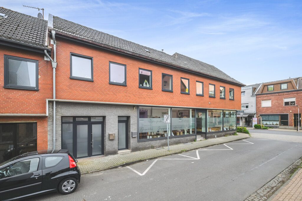 Immobilienangebot - Alsdorf - Renditehäuser - Renditestark! Wohn- u. Geschäftshaus mit großer Gewerbeeinheit, zwei Wohnungen und Potenzialflächen