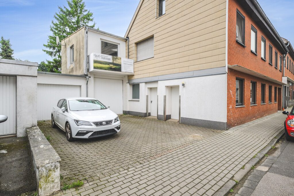 Immobilienangebot - Alsdorf - Renditehäuser - Renditestark! Wohn- u. Geschäftshaus mit großer Gewerbeeinheit, zwei Wohnungen und Potenzialflächen