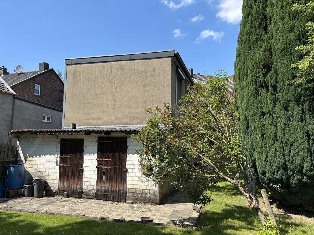 Immobilienangebot - Alsdorf - Renditehäuser - Citylage! 5-Parteienhaus mit Tordurchfahrt und ehemaliger Backstube