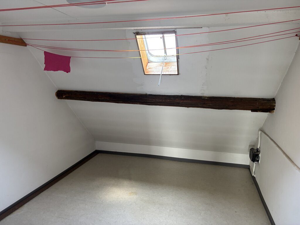 Immobilienangebot - Aachen - Wohnen - Bezugfreies Wohnhaus mit zusätzlichem Anlageobjekt nebst freiem Grundstück & einer Werkstatt