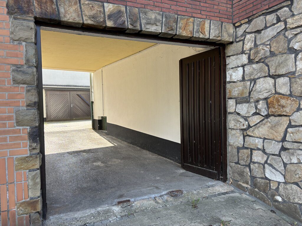 Immobilienangebot - Aachen - Wohnen - Bezugfreies Wohnhaus mit zusätzlichem Anlageobjekt nebst freiem Grundstück & einer Werkstatt