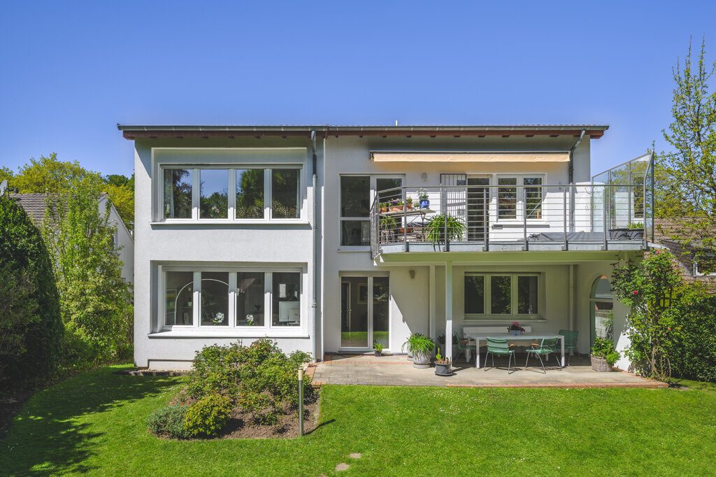 Immobilienangebot - Aachen - Renditehäuser - Beste Lage! 
Solide vermietetes, hochwertiges Dreifamilienhaus im Südviertel