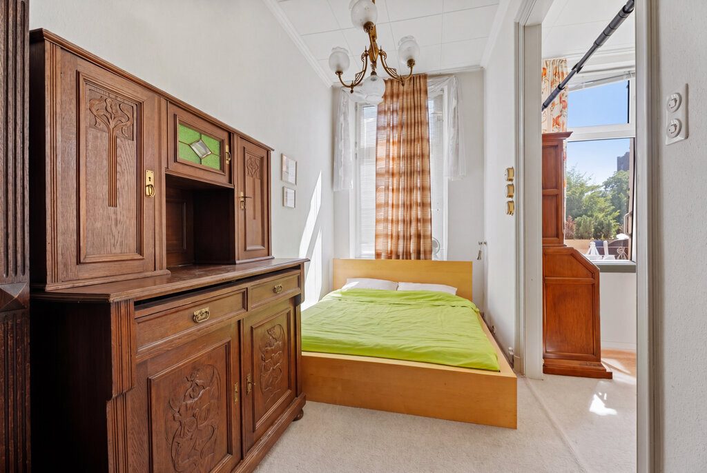 Immobilienangebot - Aachen - Renditehäuser - Hermann-Heusch-Platz!
Denkmalgeschütztes Dreifensterhaus im Herzen der Kaiserstadt