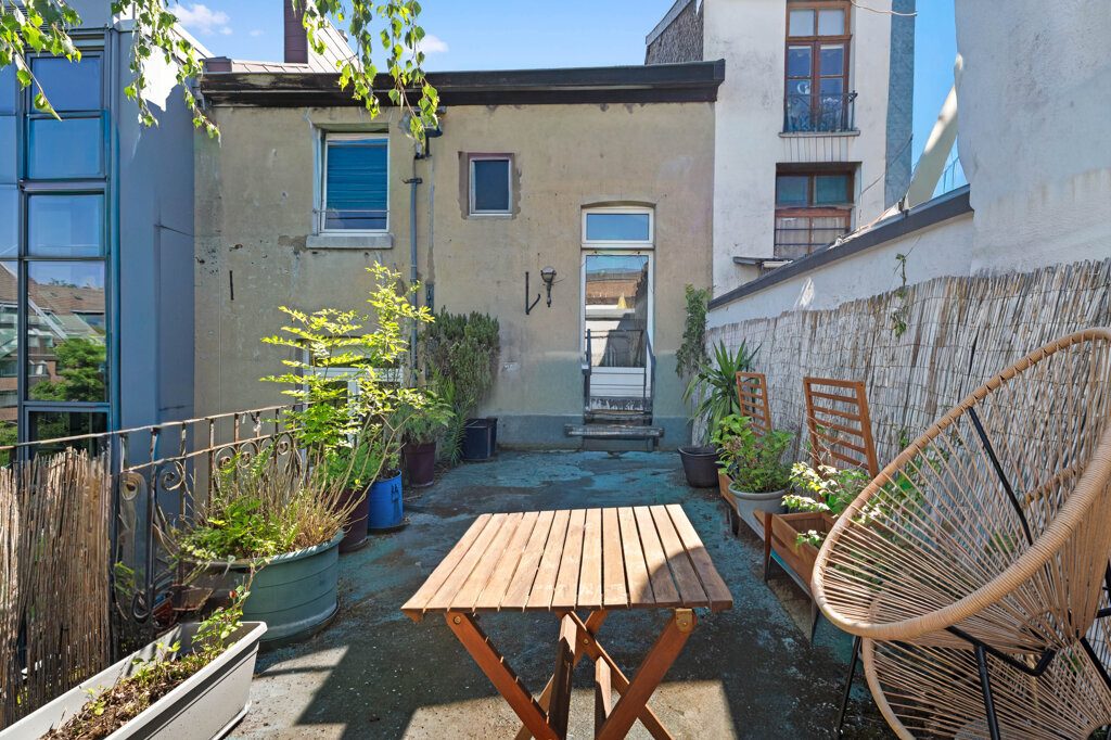 Immobilienangebot - Aachen - Renditehäuser - Hermann-Heusch-Platz!
Denkmalgeschütztes Dreifensterhaus im Herzen der Kaiserstadt