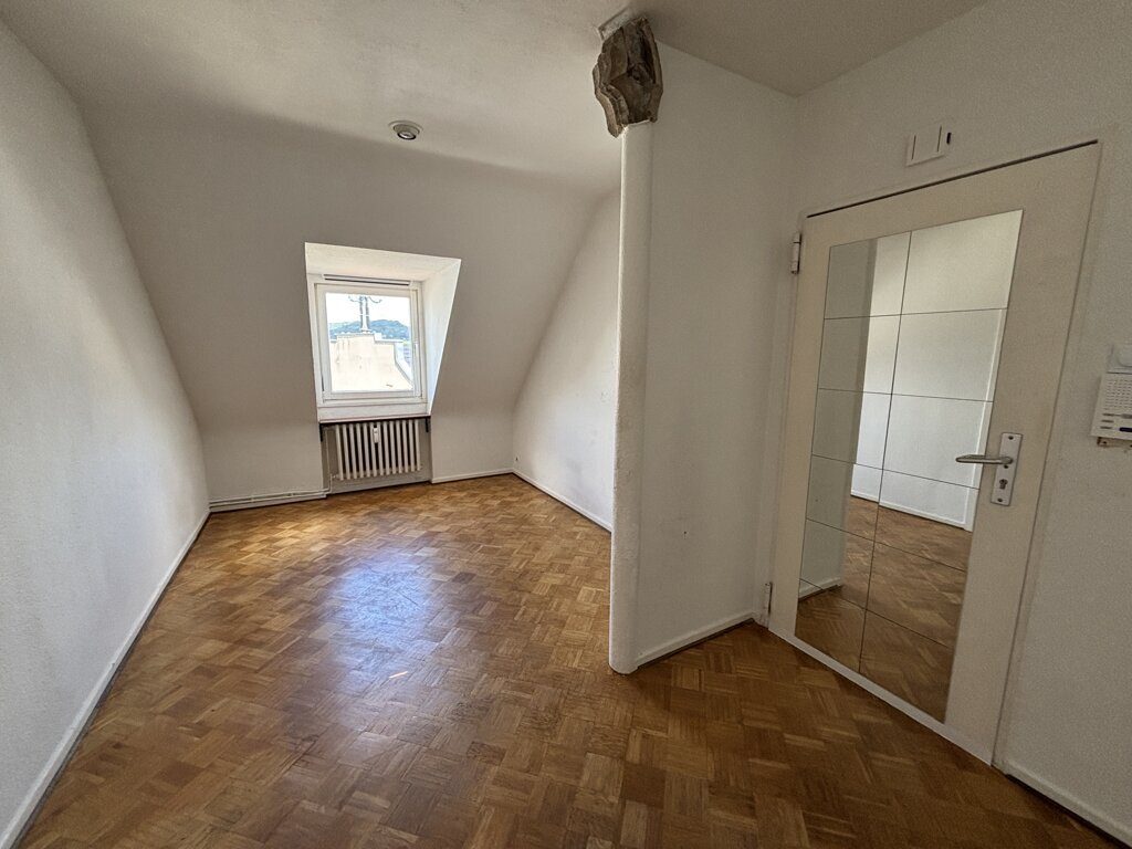 Immobilienangebot - Aachen - Wohnen - Drei-Zimmer-Eigentumswohnung mit Balkon in Citylage