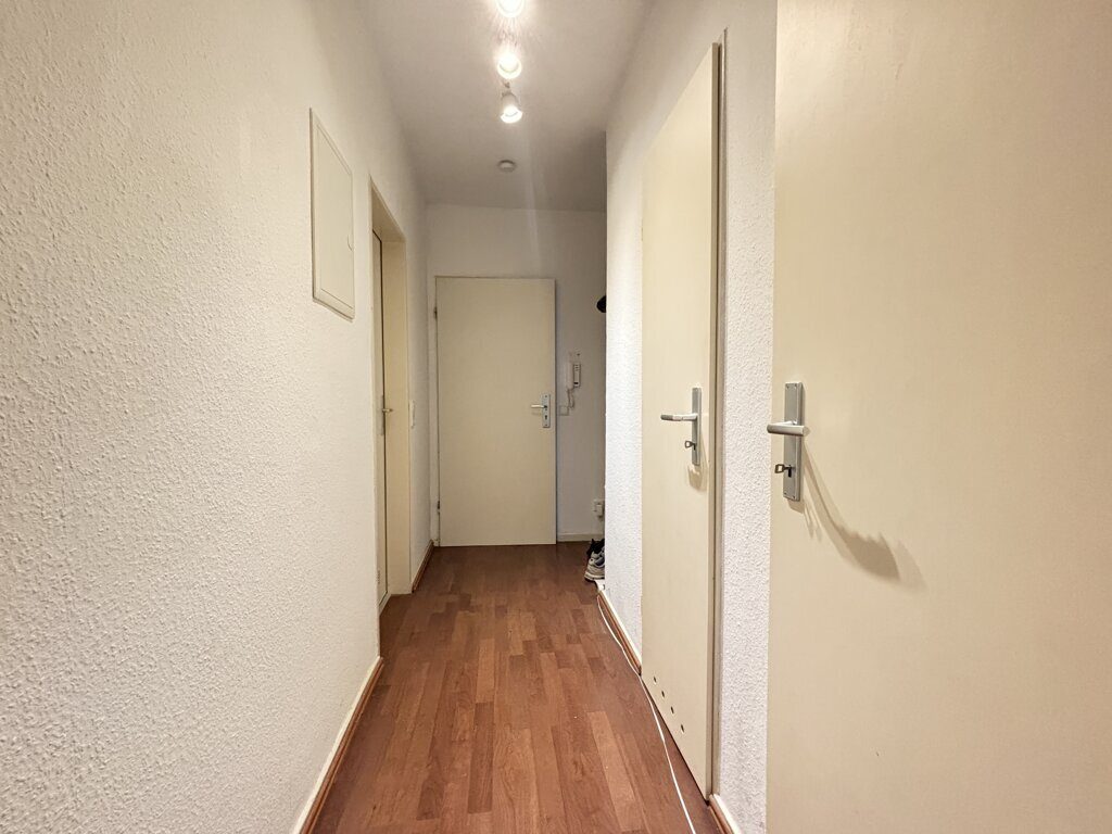 Immobilienangebot - Aachen - Wohnen - Sanierte 1-Zimmerwohnung mit Balkon zwischen Aachen-Burtscheid und Hangeweiher