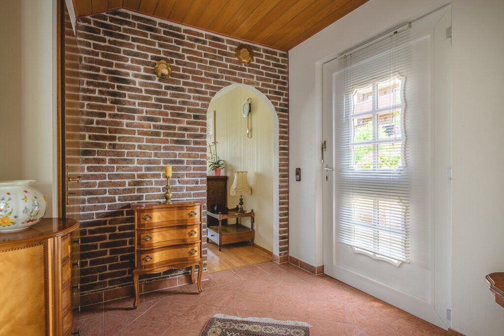 Immobilienangebot - Würselen - Wohnen - Bardenberg!
Top gepflegtes Einfamilienhaus für 2 Personen in bester Lage
