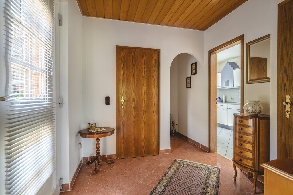 Immobilienangebot - Würselen - Wohnen - Bardenberg!
Top gepflegtes Einfamilienhaus für 2 Personen in bester Lage