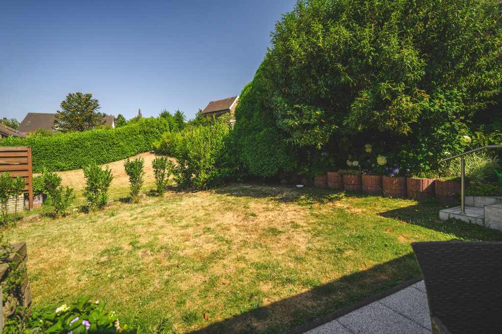 Immobilienangebot - Würselen - Wohnen - Bardenberg!
Top gepflegtes Einfamilienhaus für 2 Personen in bester Lage