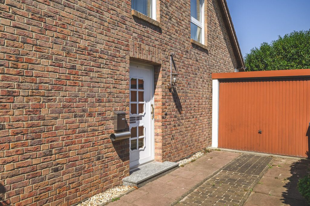 Immobilienangebot - Würselen - Wohnen - Bardenberg!
Top gepflegtes Einfamilienhaus für 2 Personen in bester Lage