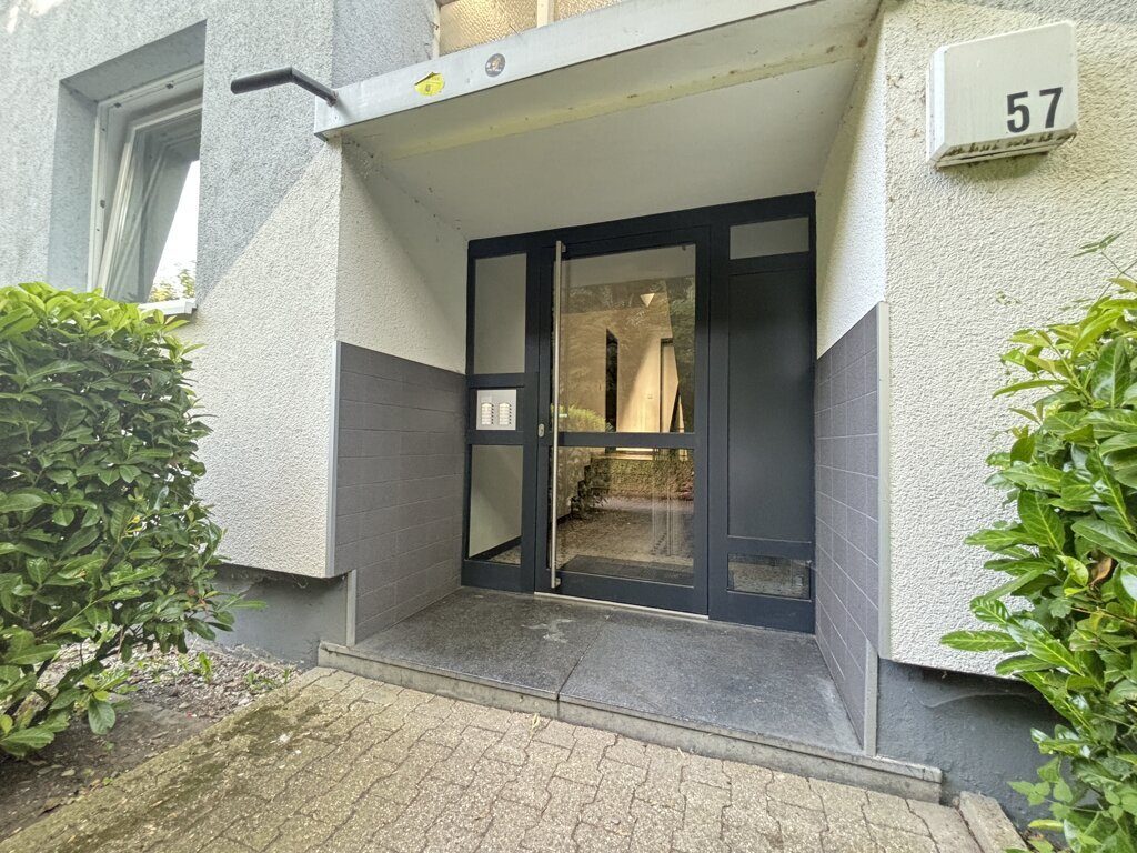 Immobilienangebot - Aachen - Wohnen - Bezugsfreies Studentenappartement mit Blick ins Grüne, zwischen AC-Burtscheid und dem Hangeweiher