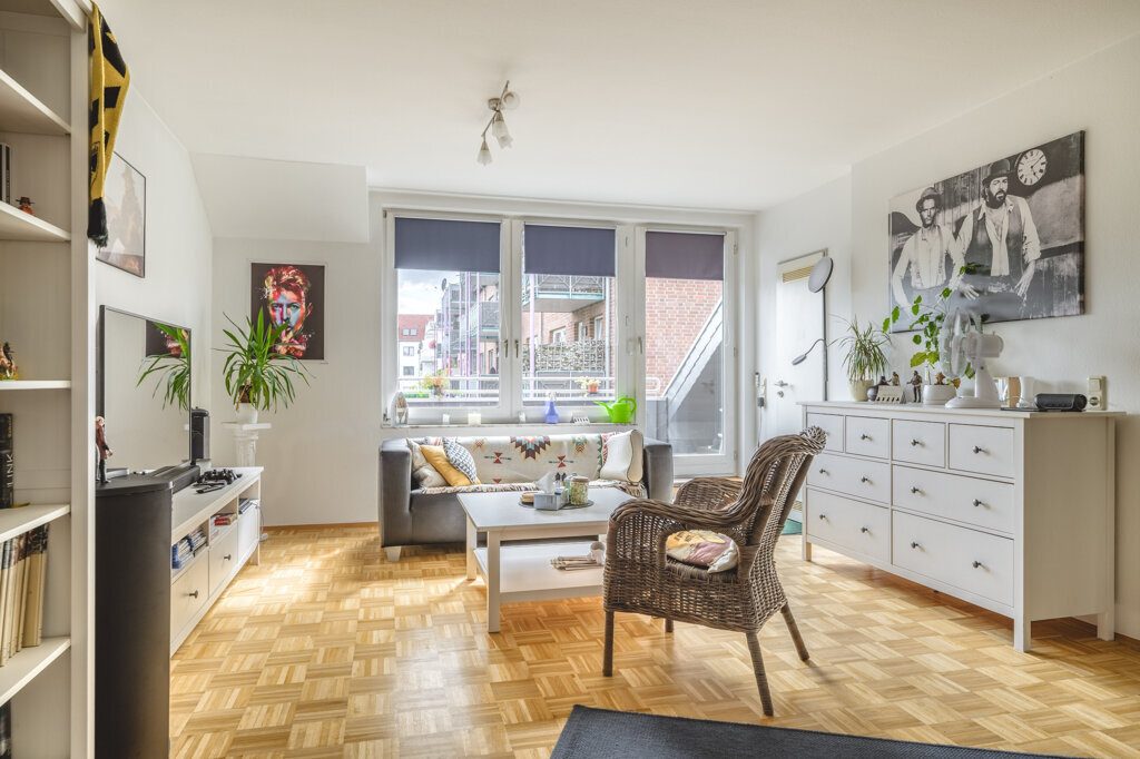 Immobilienangebot - Aachen - Renditehäuser - Historische Fassade, moderne Substanz – Wohn- und Geschäftshaus im Wohnungseigentum mit 10 Stellplätzen in Aachen-Brand