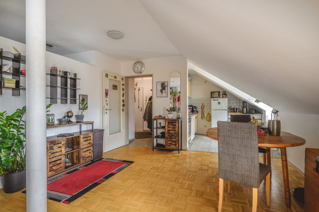 Immobilienangebot - Aachen - Renditehäuser - Historische Fassade, moderne Substanz – Wohn- und Geschäftshaus im Wohnungseigentum mit 10 Stellplätzen in Aachen-Brand