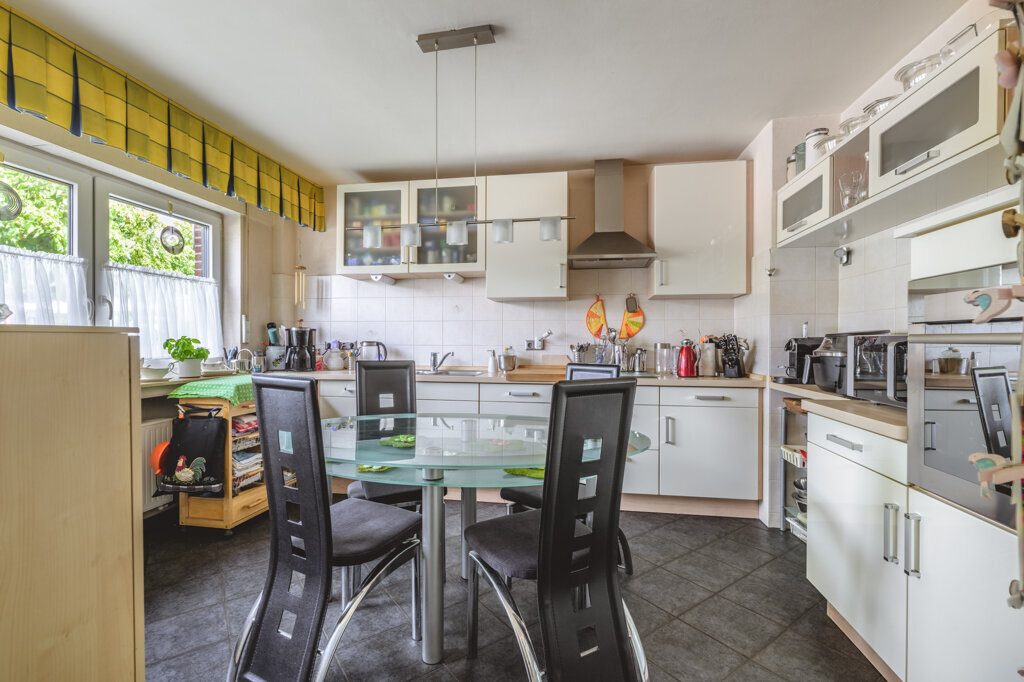 Immobilienangebot - Herzogenrath - Wohnen - Kohlscheid - Forensberg!
Liebevoll gepflegtes Einfamilienhaus mit Platz für die ganze Familie