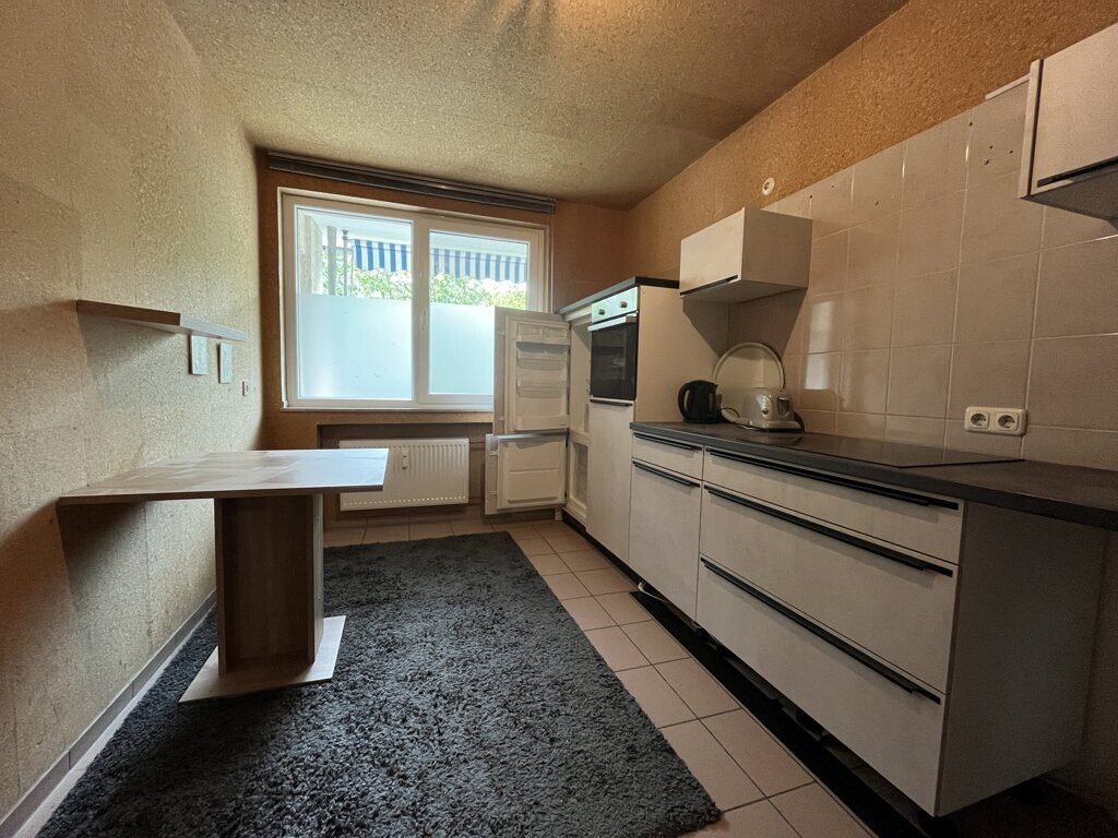 Immobilienangebot - Aachen - Wohnen - Helle 2-Zimmer-Eigentumswohnung in Aachen-Forst mit Balkon, Aufzug & Einbauküche