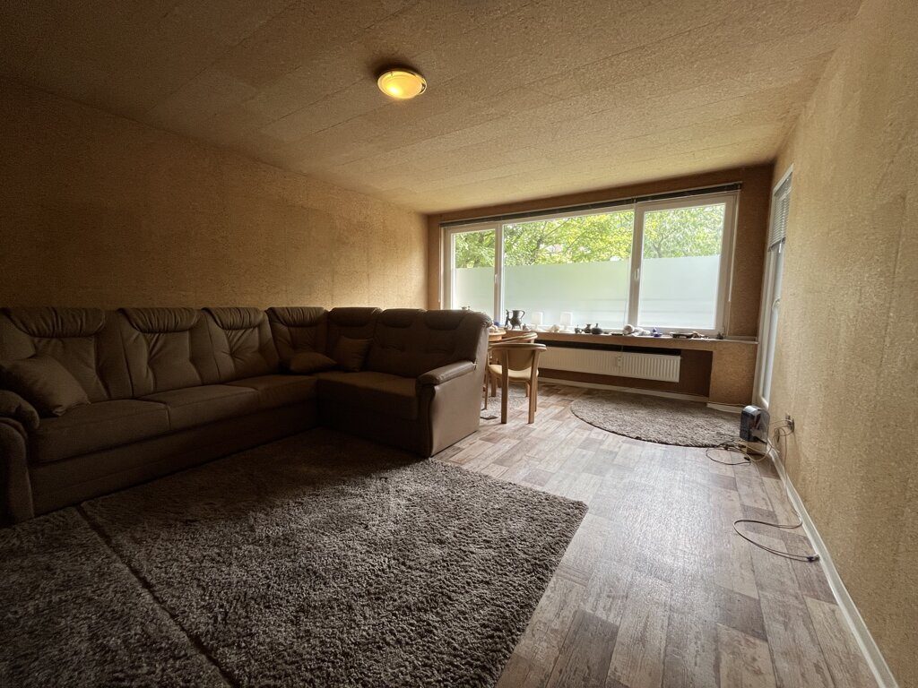 Immobilienangebot - Aachen - Wohnen - Helle 2-Zimmer-Eigentumswohnung in Aachen-Forst mit Balkon, Aufzug & Einbauküche
